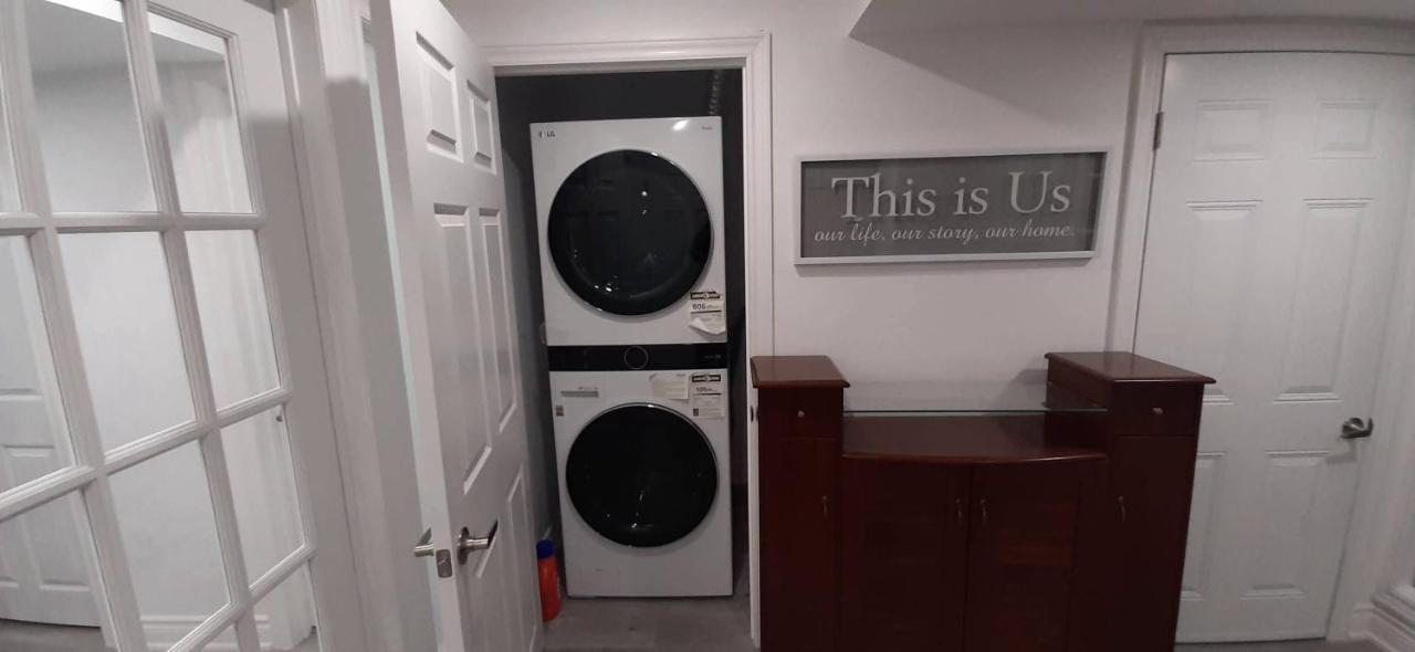2 Bedrooms 2 Washrooms 2 Parking Spots Basement Apartment Newmarket Exterior foto
